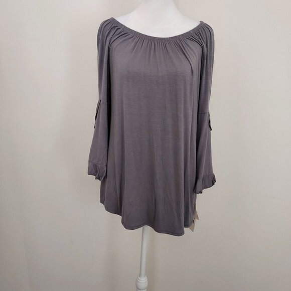 Camille & Co Off Shoulder Ruffle Sleeve Top NWT - Picture 1 of 9